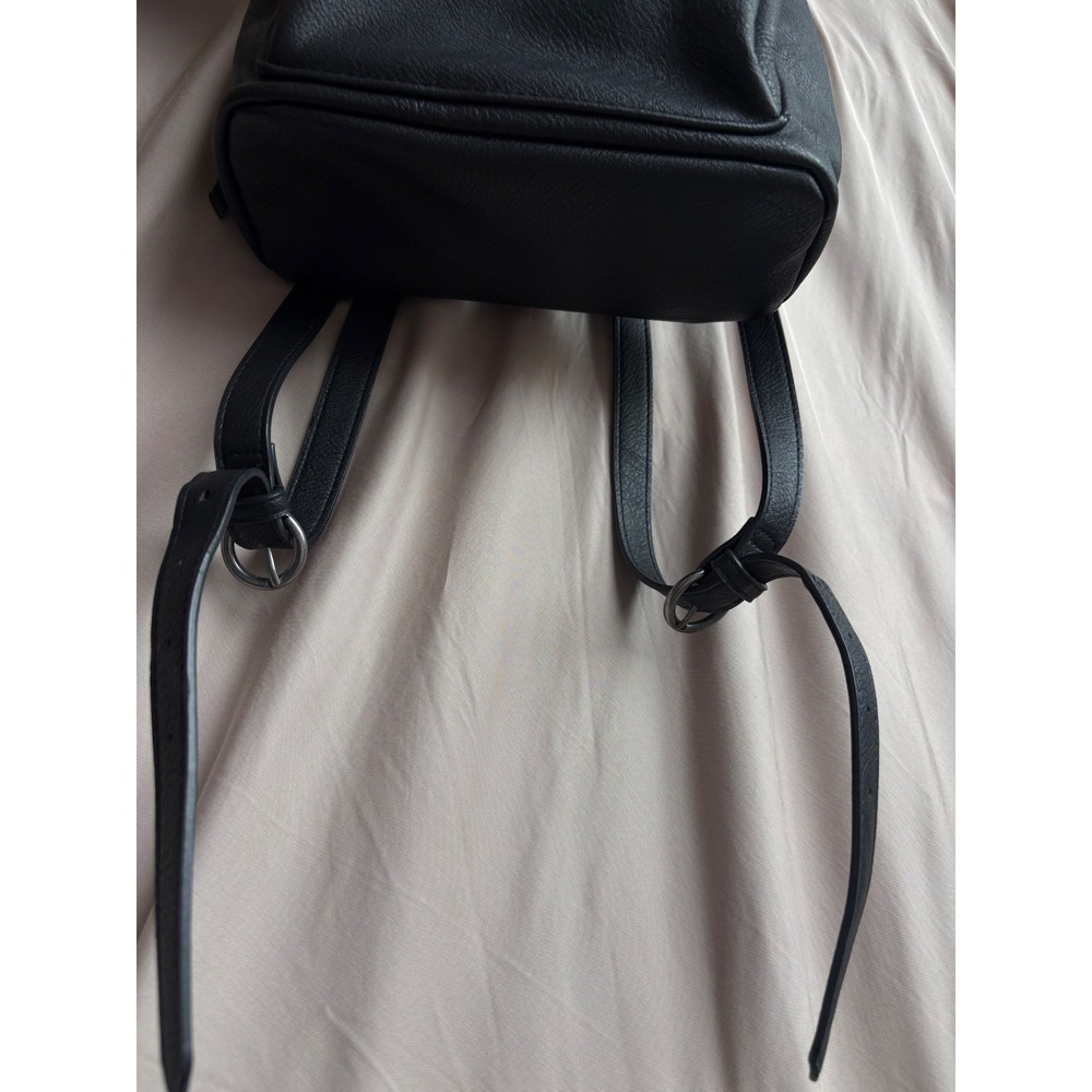 Universal Thread Black Pebbled Faux Leather Mini Backpack Dome Bag Adjustable - Picture 11 of 11
